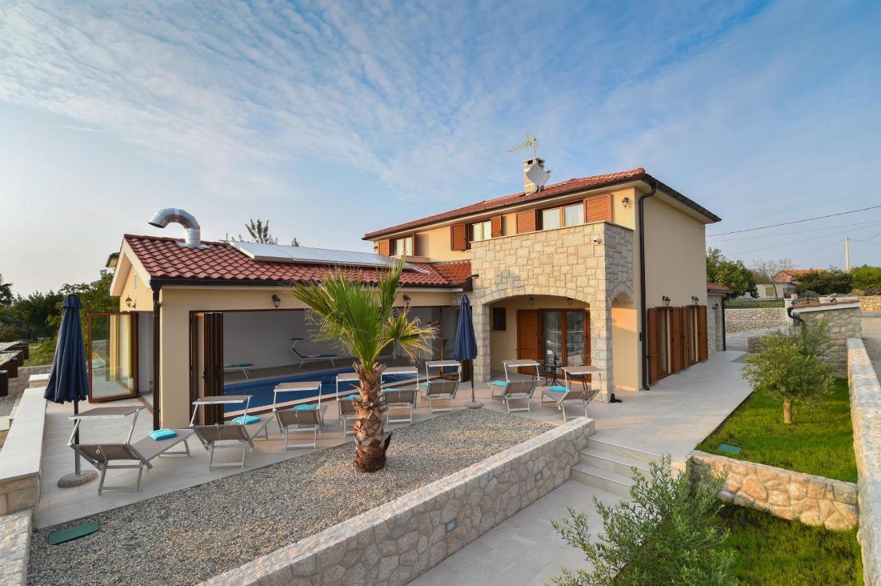 Villa Muskatel -With Heated Pool Brzac Εξωτερικό φωτογραφία